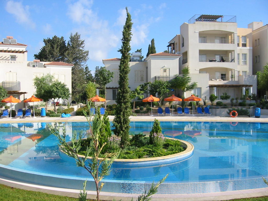 Hesperides Gardens Villa Paphos Extérieur photo