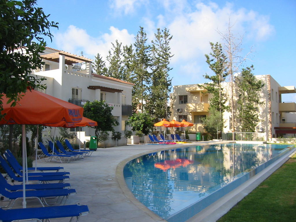 Hesperides Gardens Villa Paphos Extérieur photo