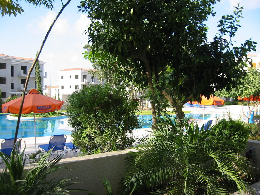 Hesperides Gardens Villa Paphos Extérieur photo